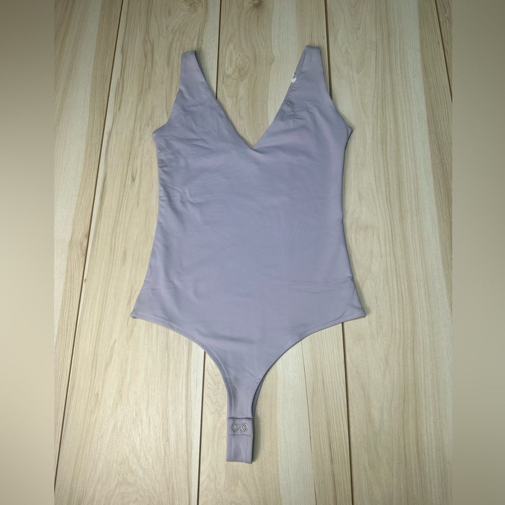 REORIA Women’s Deep Plunge‎ V Neck And Back Tank Bodysuits Tops Size Small